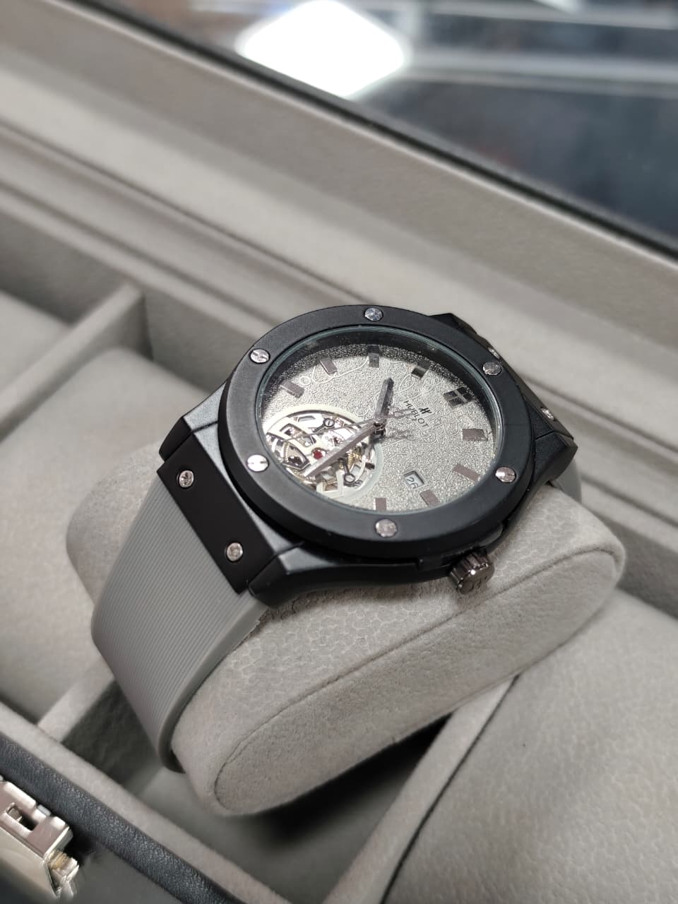HUBLOT