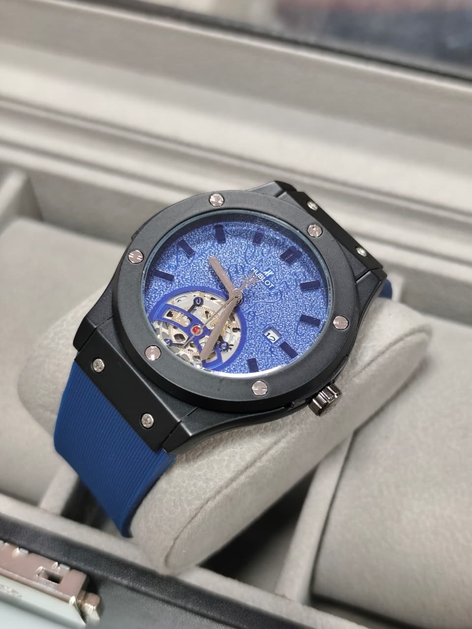 HUBLOT