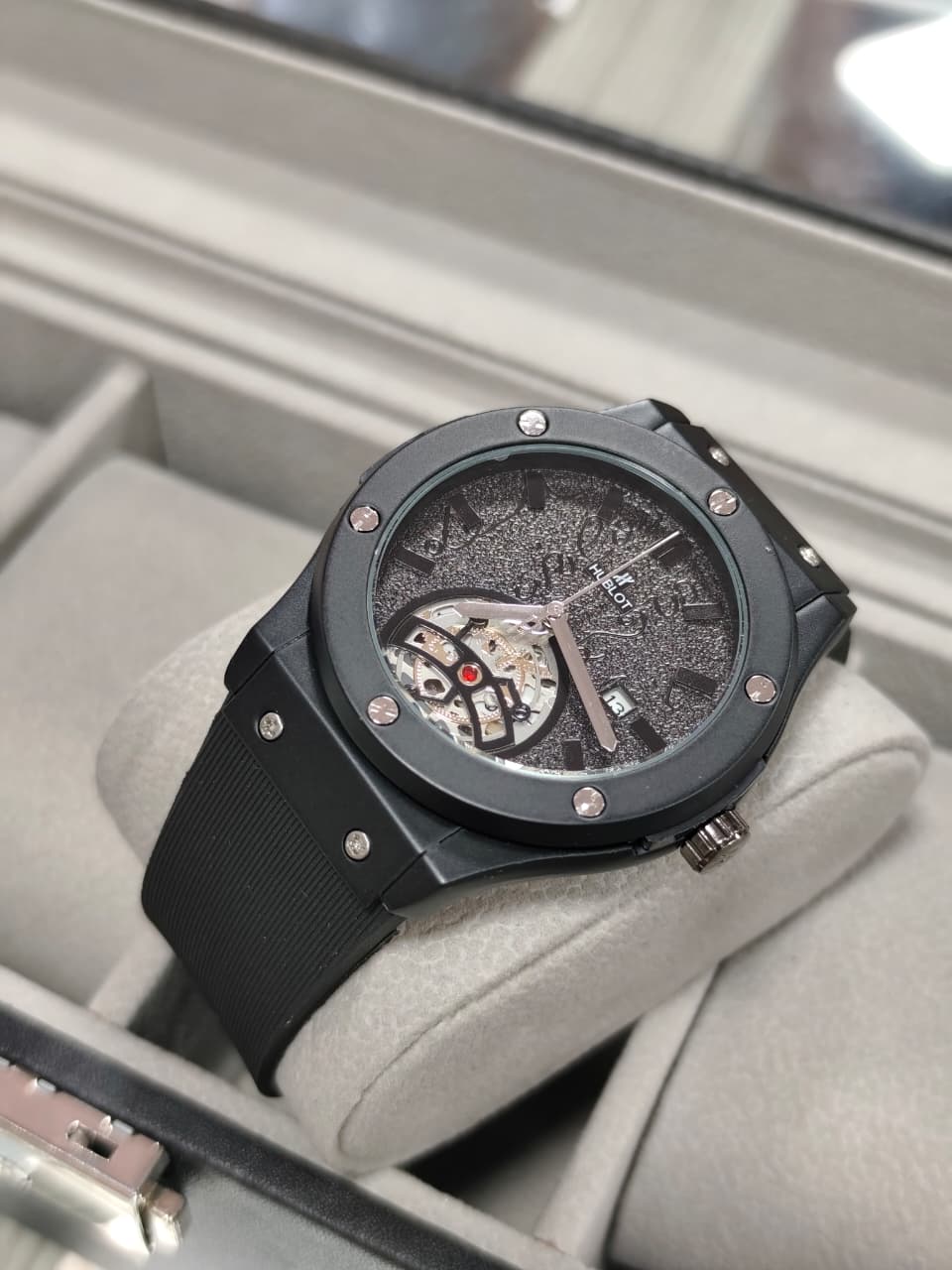 HUBLOT