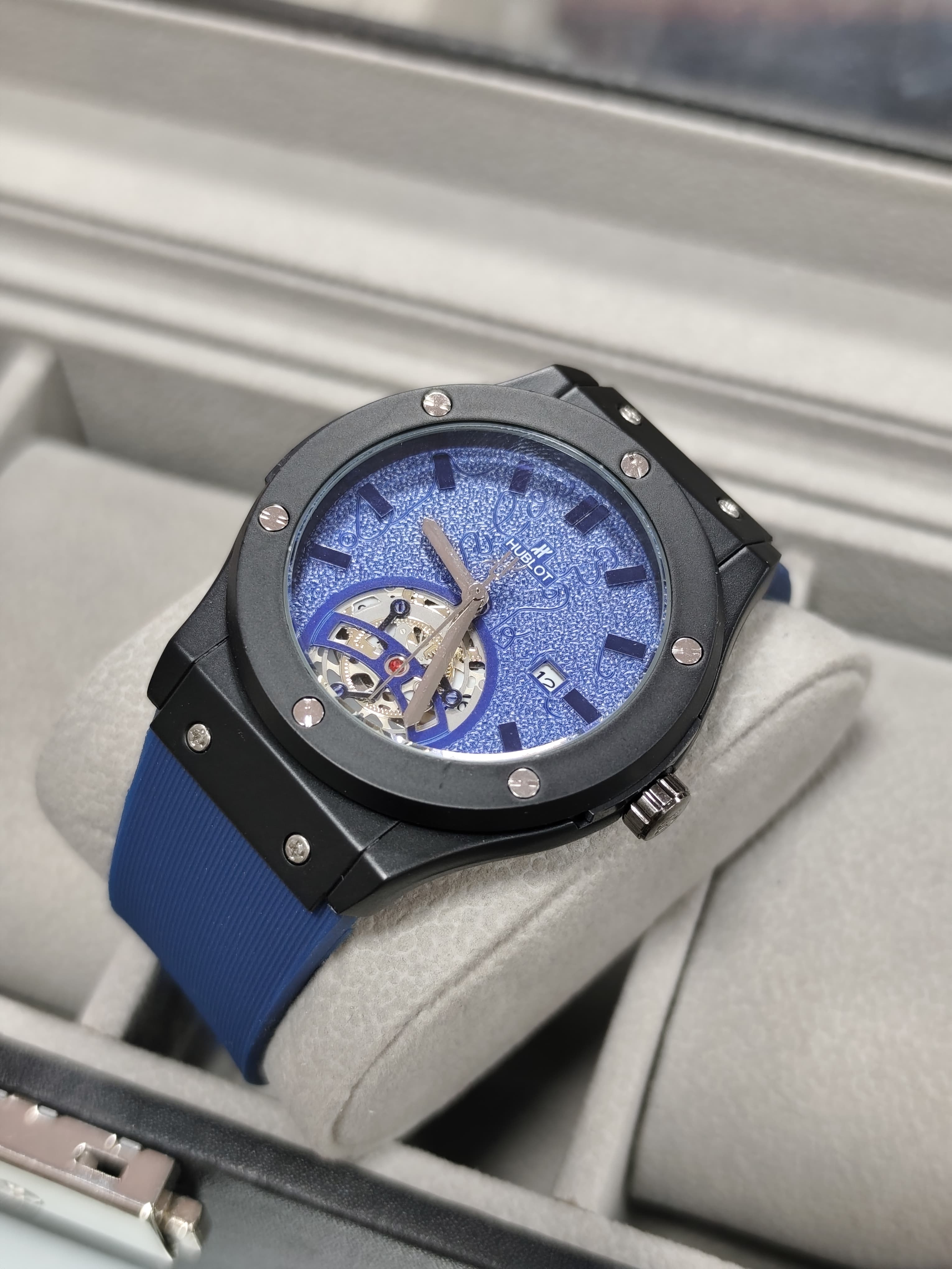 HUBLOT