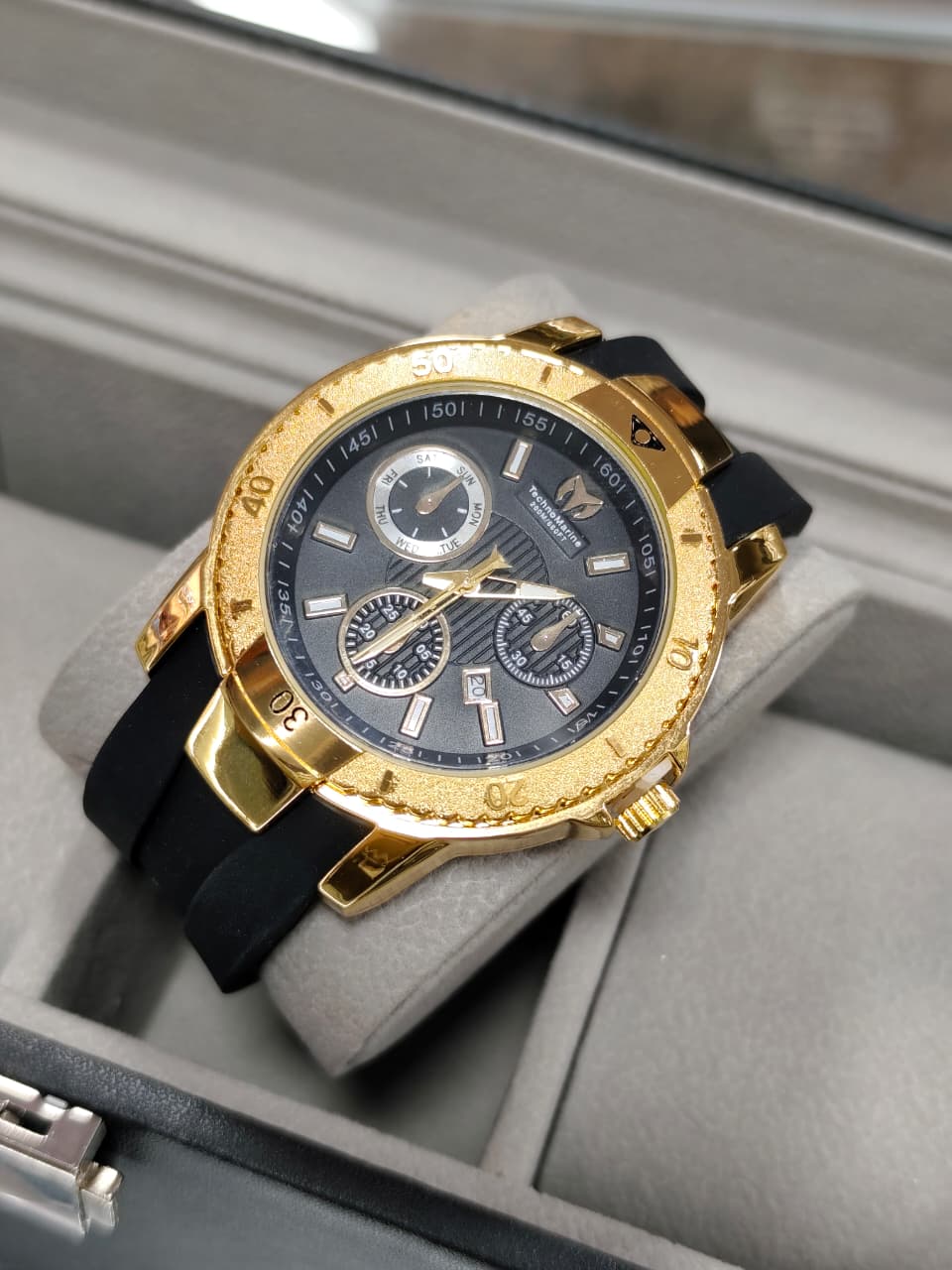 INVICTA